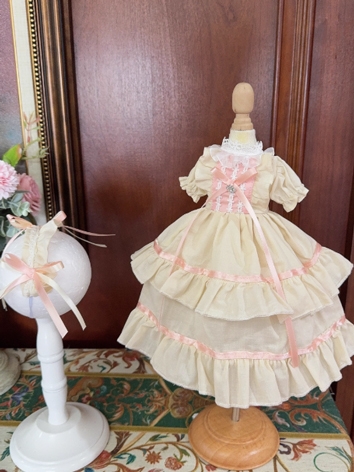 BJD Clothes Girl Beige Dres...